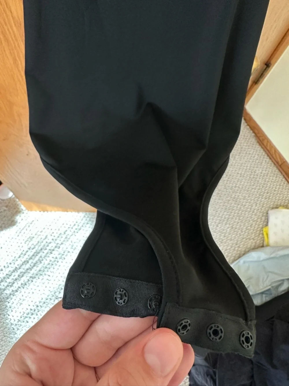 SHEIN Black Ruched V-Neck Spaghetti Strap Bodysuit - Picture 3 of 5